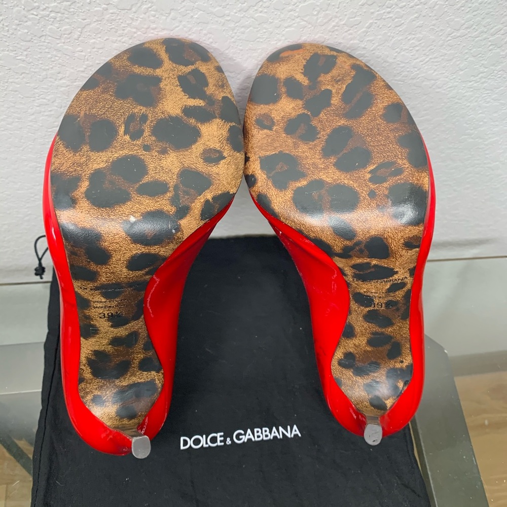 Dolce & Gabbana 👠 Red Patent Leather Heels - Picture 3 of 5